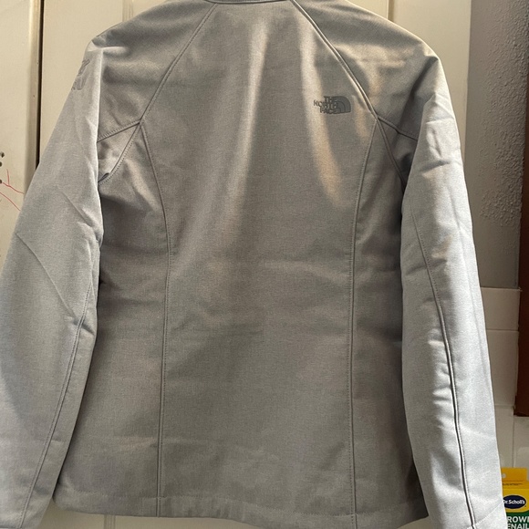 The North Face Ladies Apex Barrier Soft Shell Jacket - Heathered Gray, Small - Picture 2 of 14